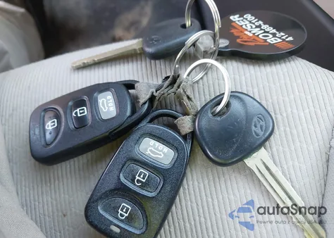 2017 Hyundai Elantra Se из США, поврежденный, VIN 5NPD74LF3HH036154